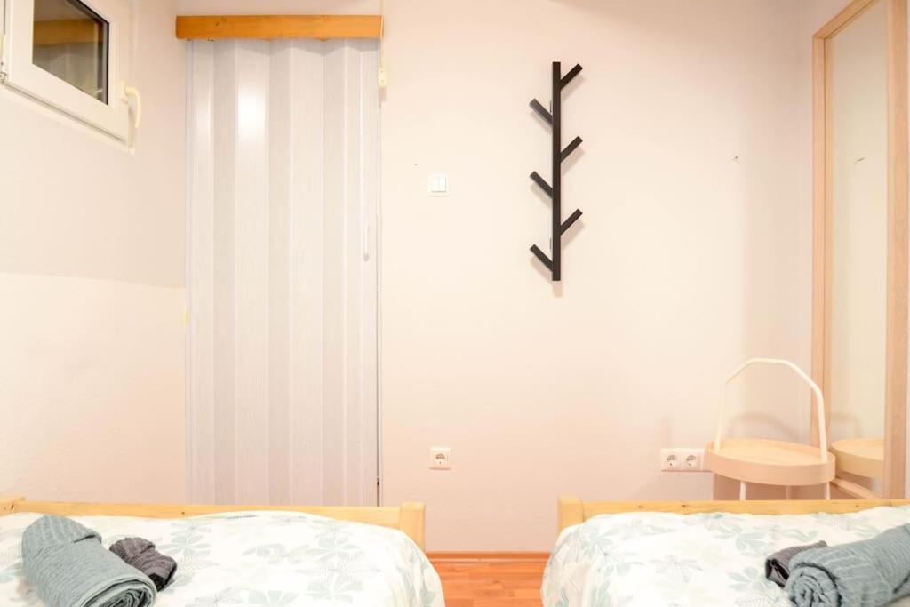 Apartamento Famous Kiraly Street At Large 3br 10ppl @