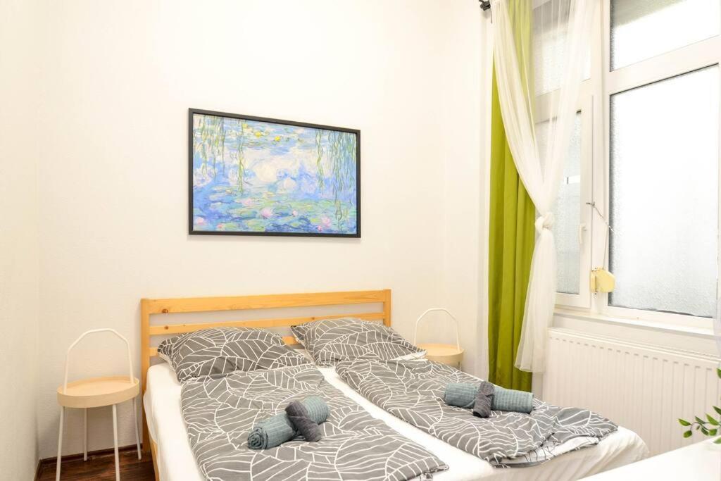 Apartamento Famous Kiraly Street At Large 3br 10ppl @